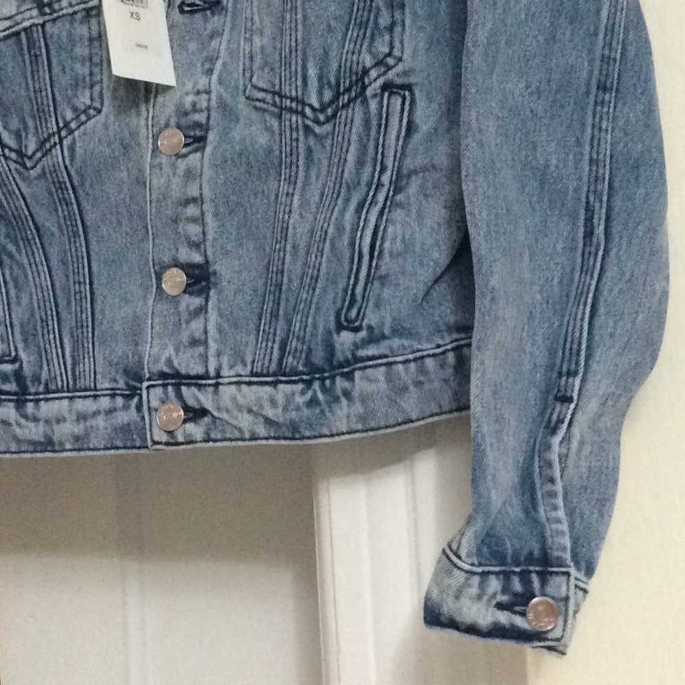 Jean Jacket - Picture 3 of 10